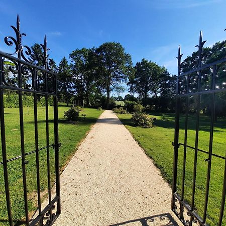 Chateau Du Bertry La Bouexiere Екстер'єр фото